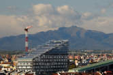 20091012_165434 Edificio Vittoria Assicurazioni B e monte Generoso.jpg